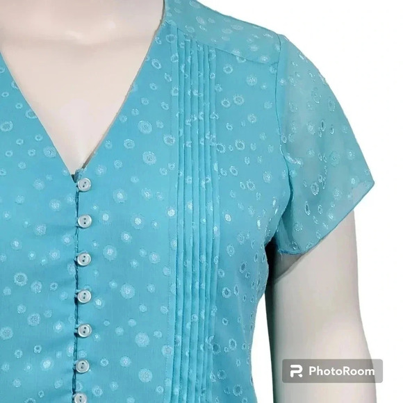 Notations Women's Top XL Teal With Circle Design Vneck Button Up. - Picture 3 of 11
